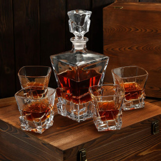 „ELIXIR” whisky szett fadobozban