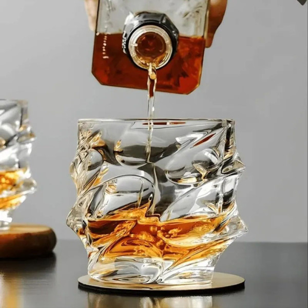 Whiskey pohár "FÉNYŰZŐ ELEGANCIA" Whiskey pohár "FÉNYŰZŐ ELEGANCIA"