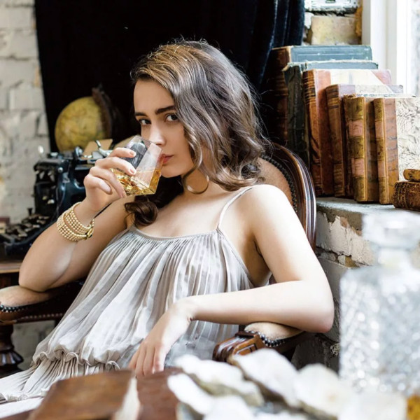 Dekantáló, 2 pohár és jégkockákból álló készlet "DELUXE DIAMOND"