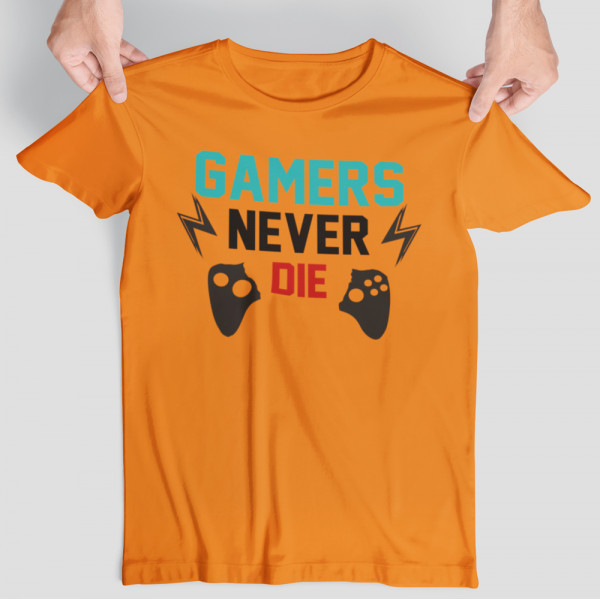 Póló "Gamers never die"