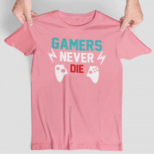 Póló "Gamers never die"