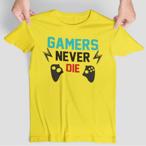 Póló "Gamers never die"