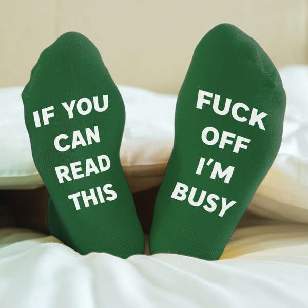 Zokni nyomtatott talppal "Fuck off, I'm busy"