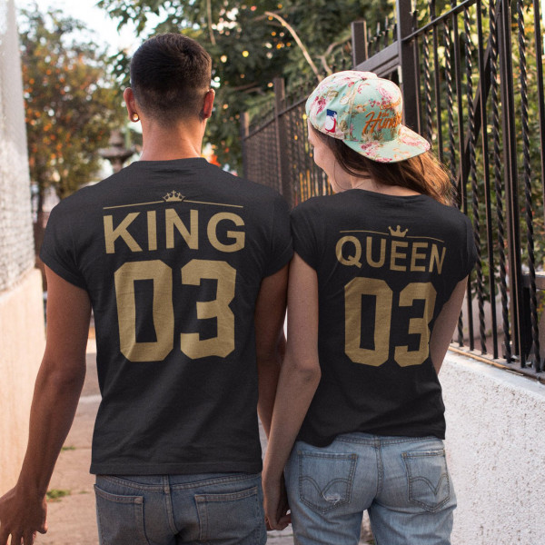 Póló szett "King & Queen" számokkal a hátulján Póló szett "King & Queen" számokkal a hátulján
