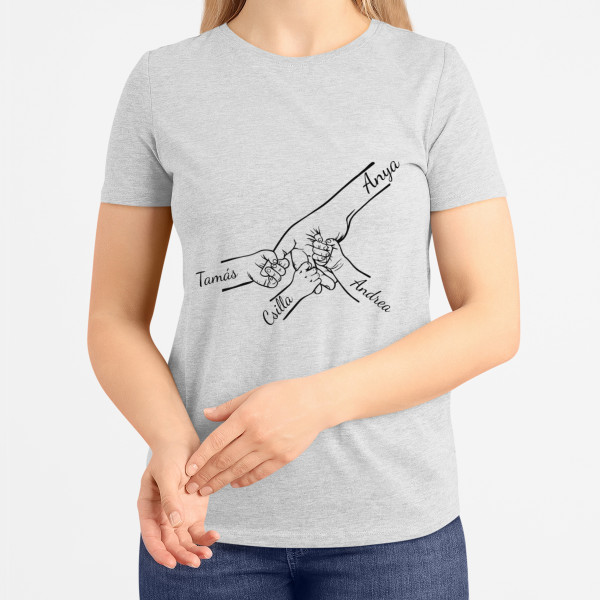 "Anya és gyermekei" feliratú női póló, kiválasztott gyermeknevekkel