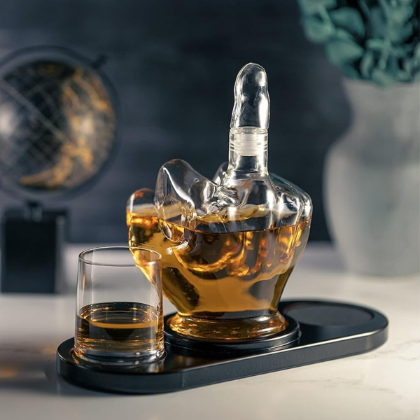 Kancsó és 2 pohár szett "Középső ujj"