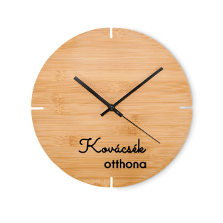 "Home" feliratú bambusz falióra az általad választott vezetéknévvel