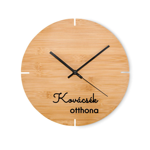 "Home" feliratú bambusz falióra az általad választott vezetéknévvel