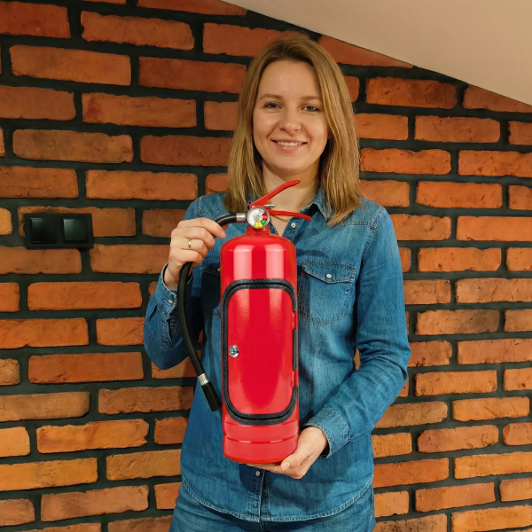 Minibár "Tűzoltó készülék" (max. 1 literes üvegekhez)