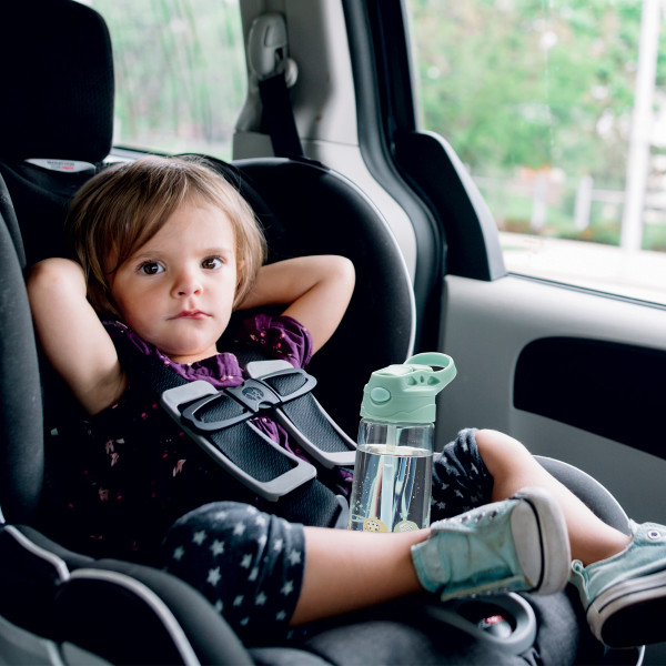 Gyerekek számára készült "Kis elefántok" vízpalack a választott névvel (450ml) Gyerekek számára készült "Kis elefántok" vízpalack a választott névvel (450ml)