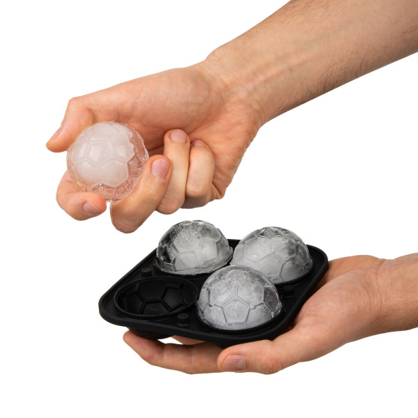 Whiskey és futballrajongóknak szóló szett: poharak és jégformák