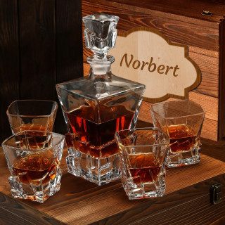 Whisky szett fa dobozban "ELIXIR" a választott névvel